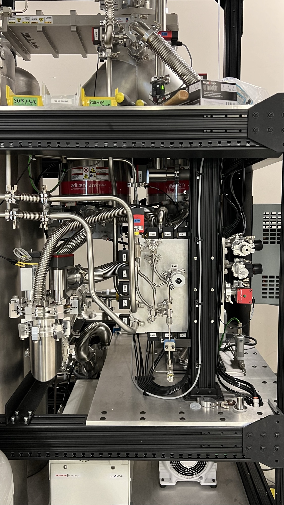 Cryogenic system